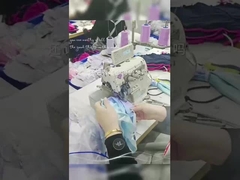 水着のビキニ